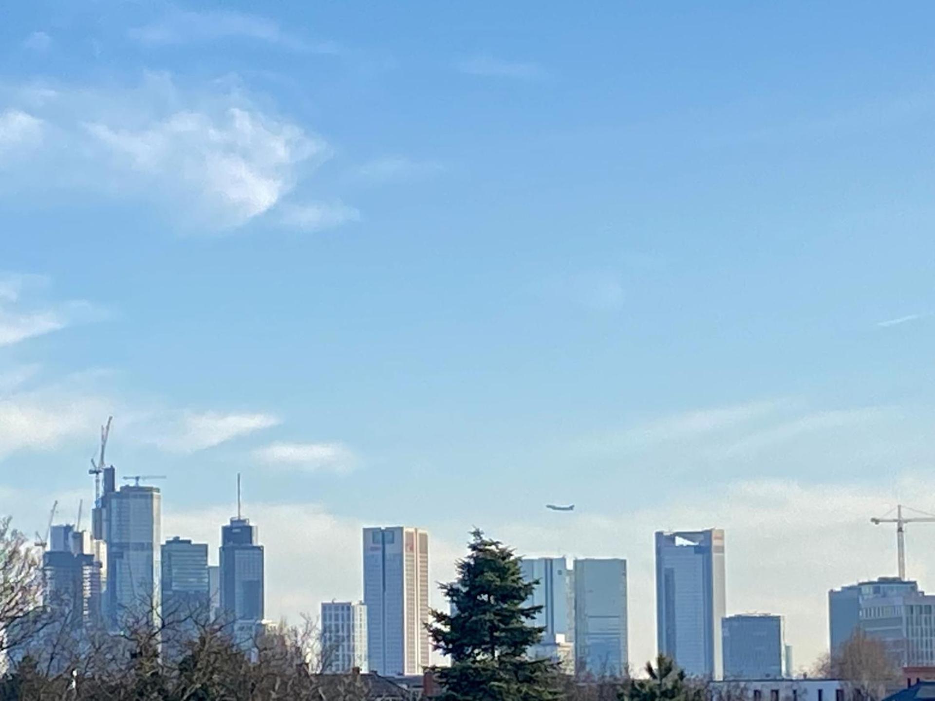 Schoenes Erwachen Im Frankfurter Penthouse Φραγκφούρτη Εξωτερικό φωτογραφία